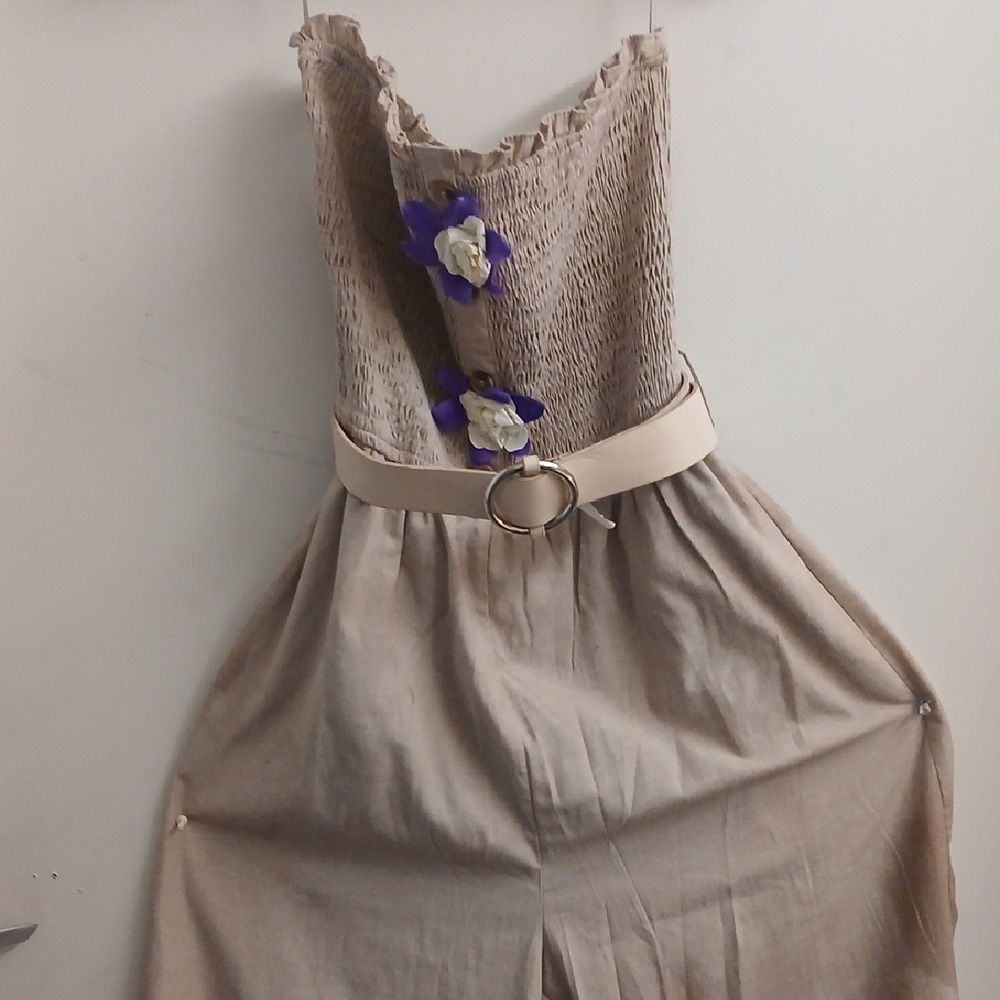 Papermoon Tan Pantsuit with Floral Accents. Size Large Pettie. 5'5 Inch. Long